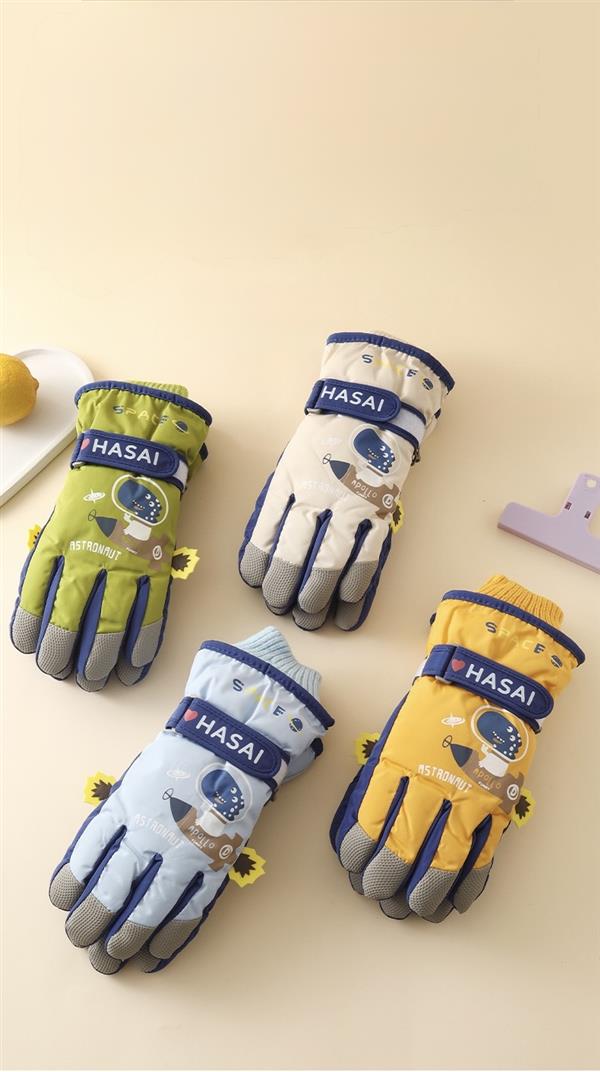 دستکش ضداب داخل لاینردار ضخیم طرح دایناسور هلیکوپتر سوار  کد21228 