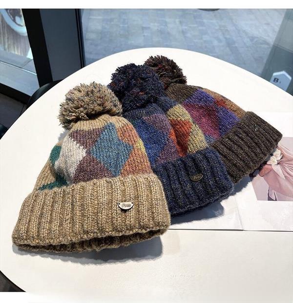 کلاه بافت ضخیم طرح لوزی کد 21377