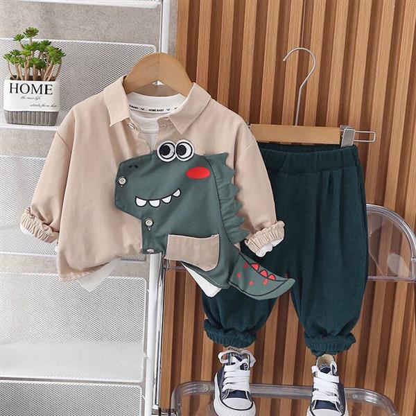 ست سه تیکه شومیز کرم با دایناسور سبز  و بلوز سفید و شلوار کبریتی سبز کد 14134