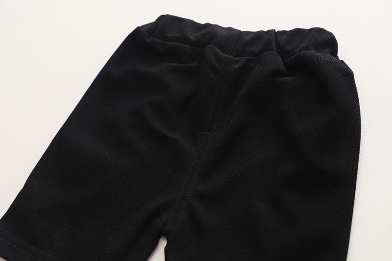 ست تیشرت سبز و شلوارک مشکی فشن طرح B کد 15937