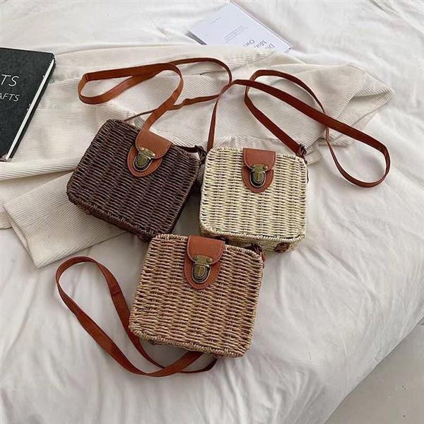 کیف دستی صندوقی حصیری با بند چرم کد 16653