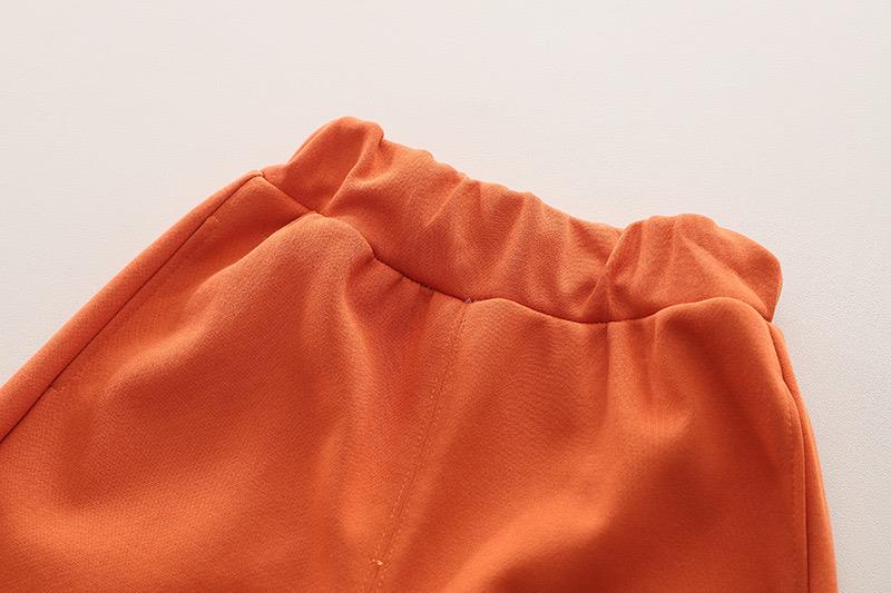 ست دورس شیری و شلوار گت دار نارنجی طرح زوتوپیا کد 18036