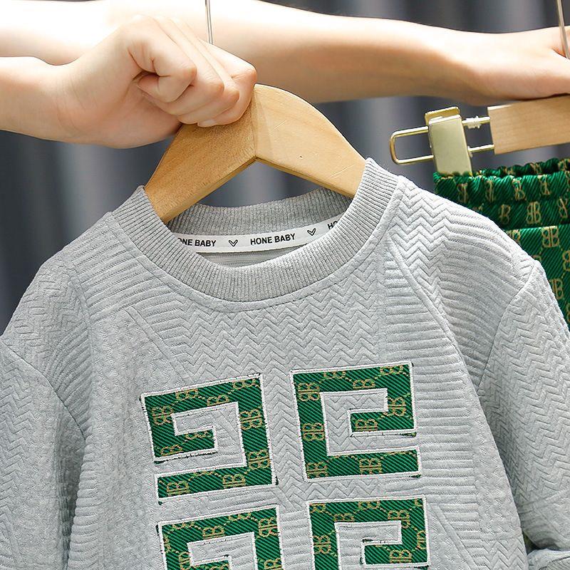 ست دورس  طوسی و شلوار سبز طرح GIVENCUY  کد 18461