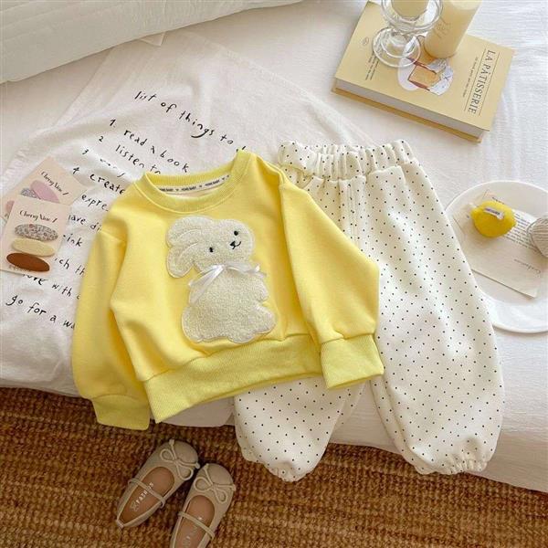 ست دورس خرگوش لیمویی با شلوار اسلش خال خال سفید کد 19115