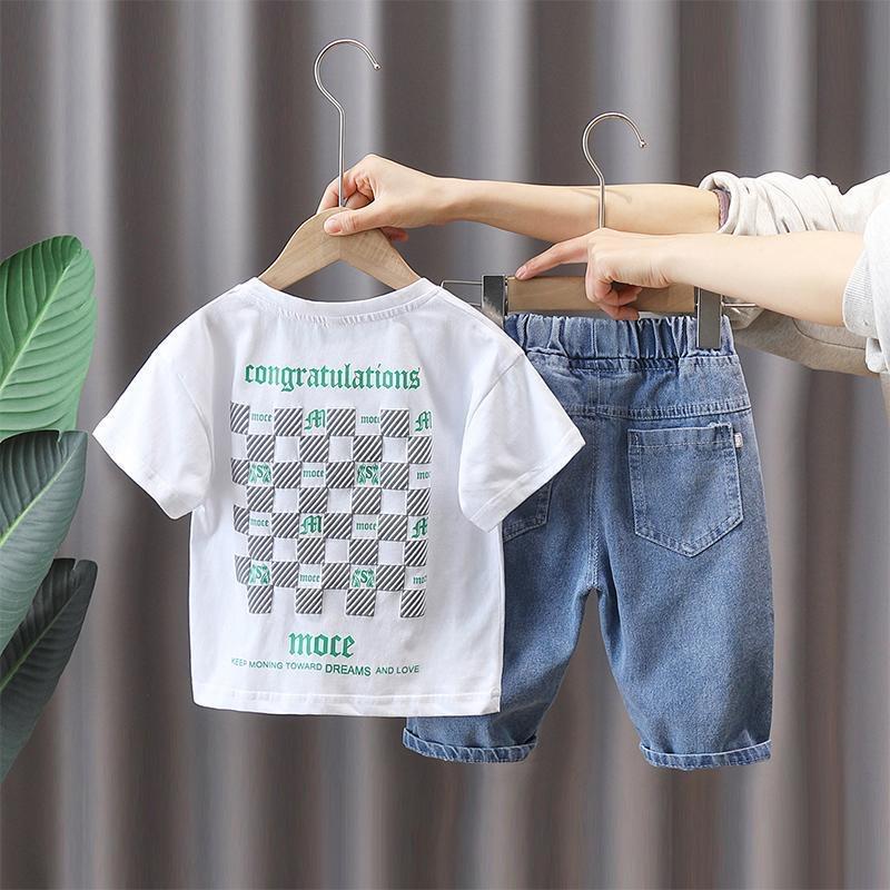 ست تیشرت سفید نوشته انگلیسی و شلوارک جین ابی کد 19411