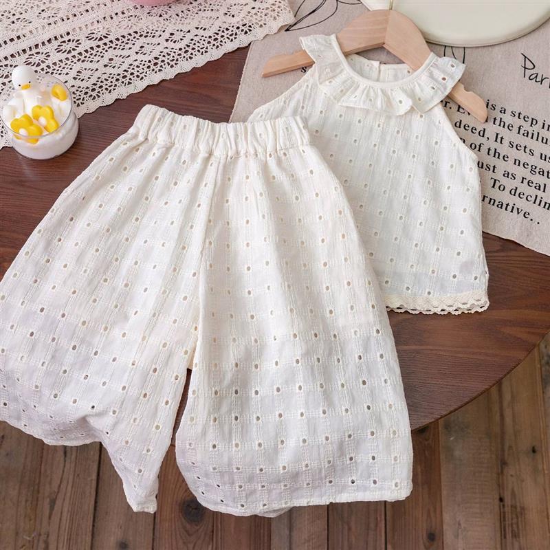 ست تاپ یقه دلبری و شلوار دامنی خامه دوزی شیری کد 19868