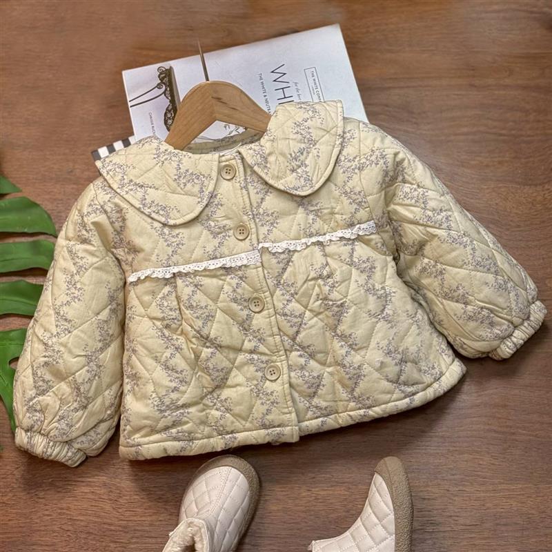 کاپشن عروسکی ضداب گلدار یقه به به رنگ کرم کد 20379