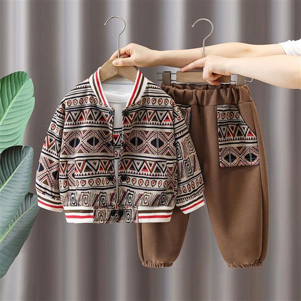 ست سه تیکه بلوز نخی سفید و سویشرت کرم و شلوار اسلش قهوه ای طرح بته جقه کد 20610