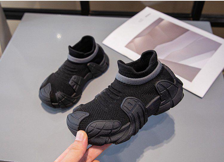 کتونی فشن کشی مشکی نوار طوسی کد 20670