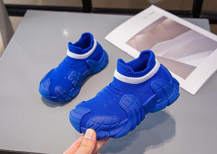 کتونی فشن کشی ابی کاربنی نوار سفید کد 20672