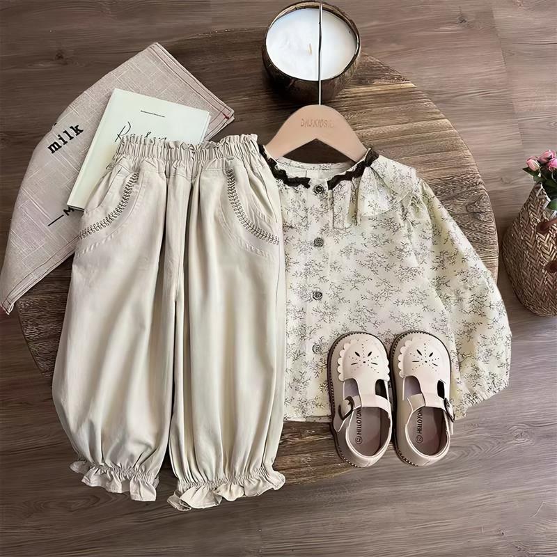 ست عروسکی شومیز نخی گلدار کرم با شلوار کتان گت دار شیری کد 20734