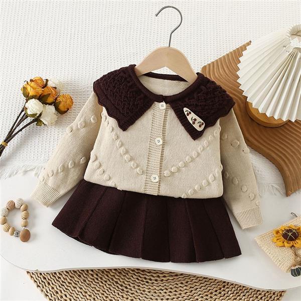 ست بافت  شومیز کرم  و دامن قهوه ای  طرح البالو کد 20766