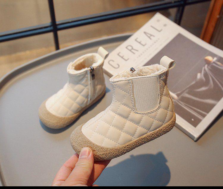 بوت چستر ضداب بغل کش رنگ کرم کد 20819