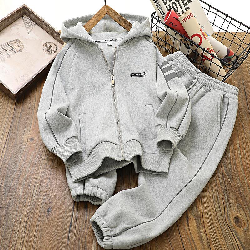 ست سویشرت و شلوار بغل نوار شب نما SPORT رنگ طوسی کد 20847