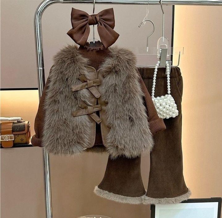 ست سه تیکه بلوز یقه اسمی کشمیر و جلیقه خز و شلوار کبریتی ضخیم رنگ قهوه ای کد 20855