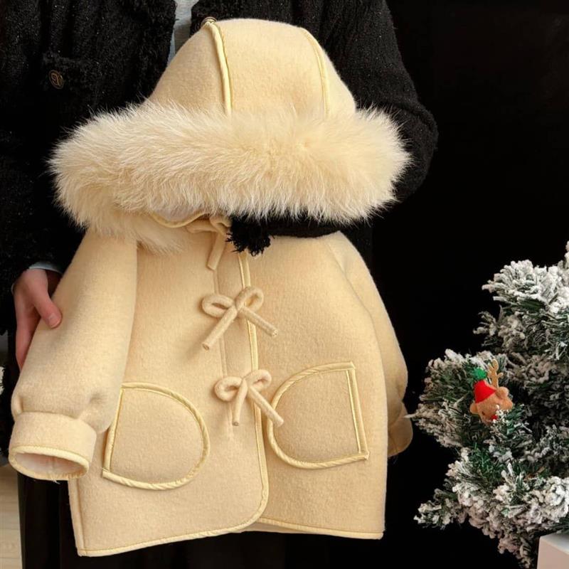 پالتو فوتر داخل خز دکمه پاپیونی دو جیب رنگ لیمویی کد 20975