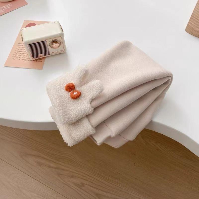 لگ پنبه ای داخل پشمی ضخیم خرگوشی رنگ کرم کد 20989