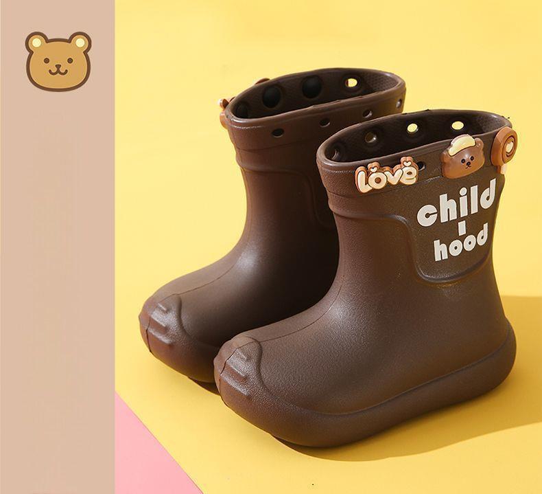 رین بوت طرح CHILD HOOD با پیکسل کارتونی رنگ نسکافه ای کد 21030