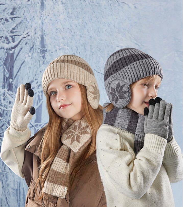 ست کلاه گوشگیر و شال گردن و دستگل طرح STAR کد 21034