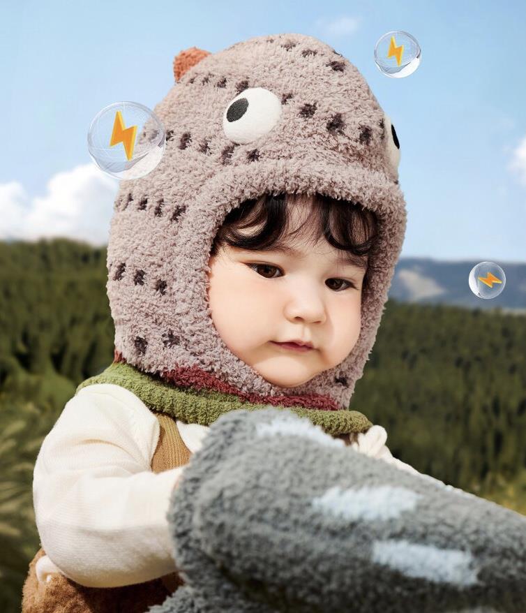 کلاه حوله ای ضخیم طرح هیولا شاخ برجسته کرم  کد 21092