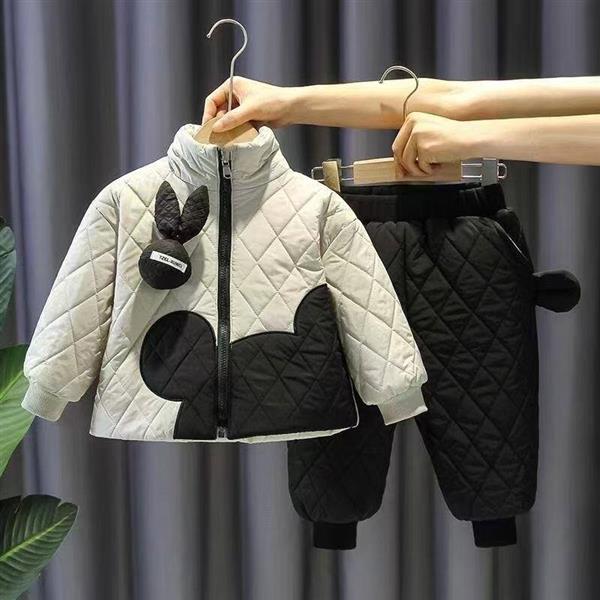 ست کاپشن شیری و  شلوار مشکی ضداب داخل لاینردار طرح میکی موس کد 21124