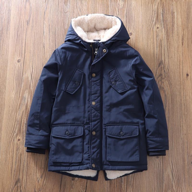 کاپشن فشن اسپرت جیب پاکتی سورمه ای داخل خز شیری کد 21207