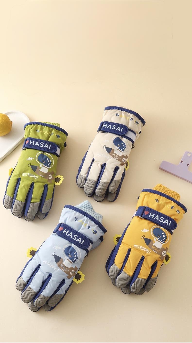 دستکش ضداب داخل لاینردار ضخیم طرح دایناسور هلیکوپتر سوار  کد21228 