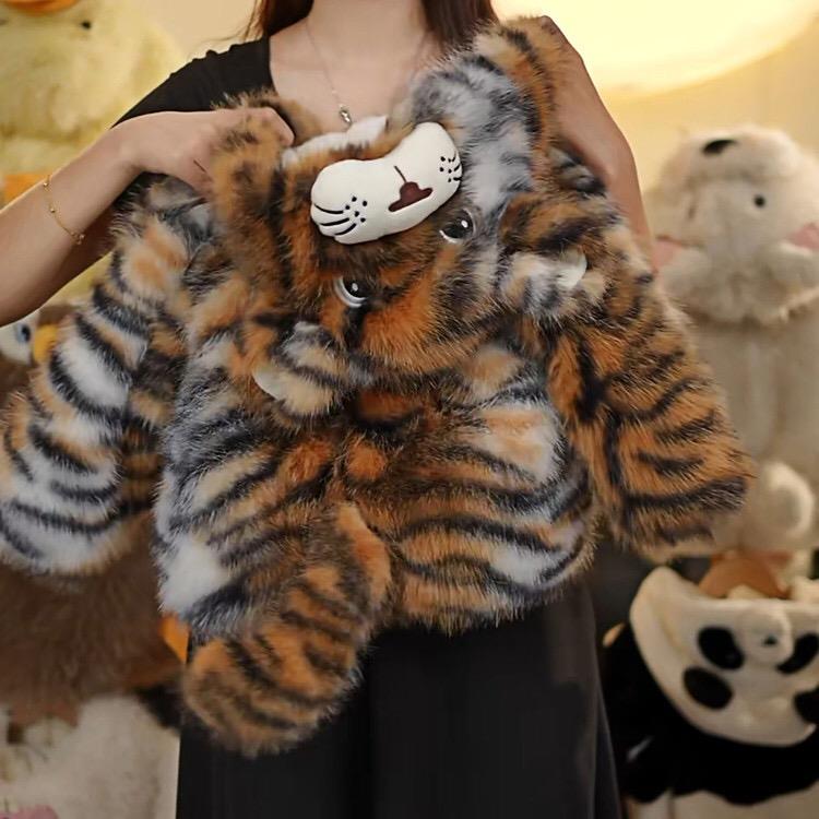 پالتو خز ببر پشت دم برجسته رنگ عسلی کد 21229