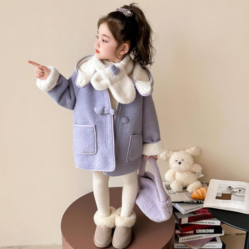 پالتو داخل خز دو جیب دکمه قلبی یاسی با شال گردن سفید کد 21262