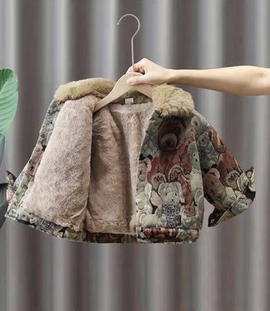 کاپشن داخل خز رویه ضداب خرسی یقه خز رنگ کرم کد 21265