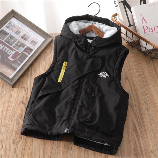 پافر کلاهدار ضداب زیپ اریب چسبی طرح OUTDOORCAMP ZOSSE رنگ مشکی کد 21268