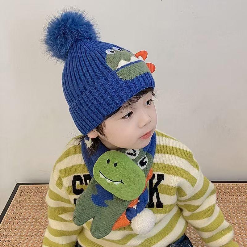 ست کلاه و شال گردن عروسک دایناسور برجسته کد 21376