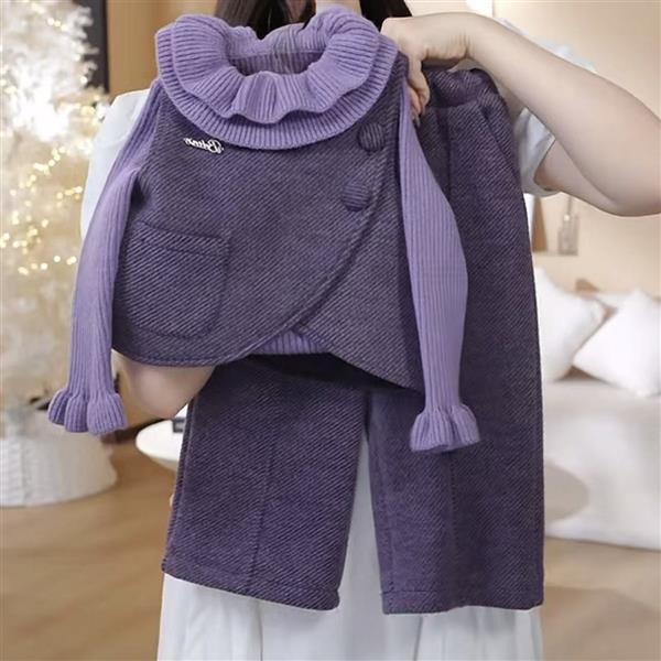 ست سه تیکه بلوز کشمیر یاسی یقه چین و جلیقه و شلوار فوتر بنفش کد 21459