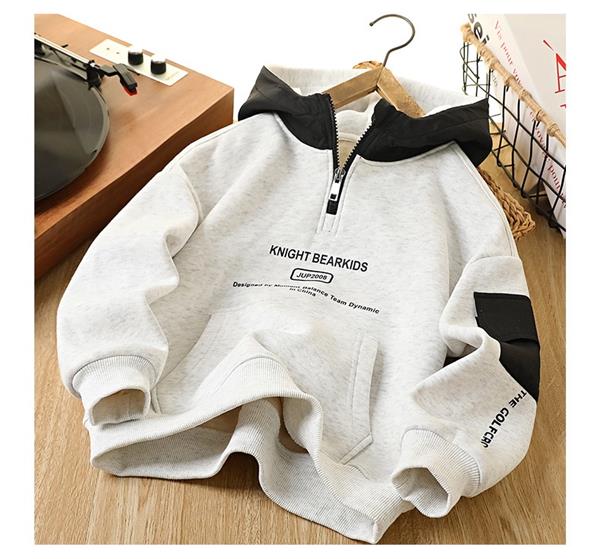 هودی پنبه ای ضخیم داخل کرکی طرح KNIGHT BEARKS رنگ طوسی با کلاه مشکی کد 21477