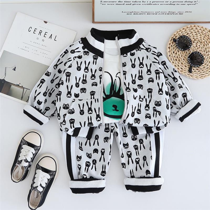 ست سه تیکه سویشرت و شلوار طوسی نخی سفید طرح خرگوش گوش بلند کد 21535