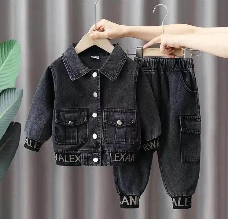 ست کت و شلوار جین دو جیب گت دار فشن رنگ ذغالی کد 21608