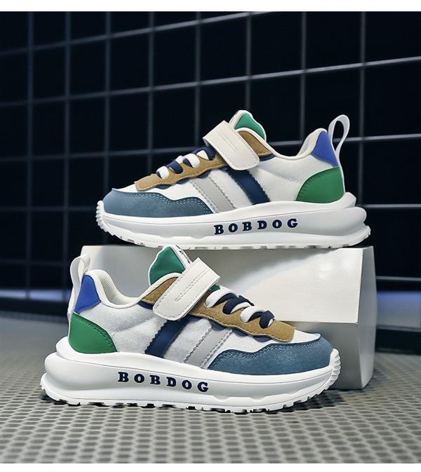 کتونی چسبی طرح بند BOBDOG بغل دو خط اریب رنگ ابی و سورمه ای کد 21609