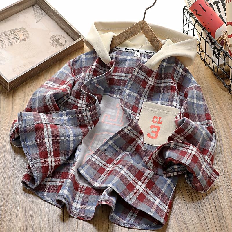 شومیز چهارخونه ابی و زرشکی با کلاه اسلشی شیری کد 21682